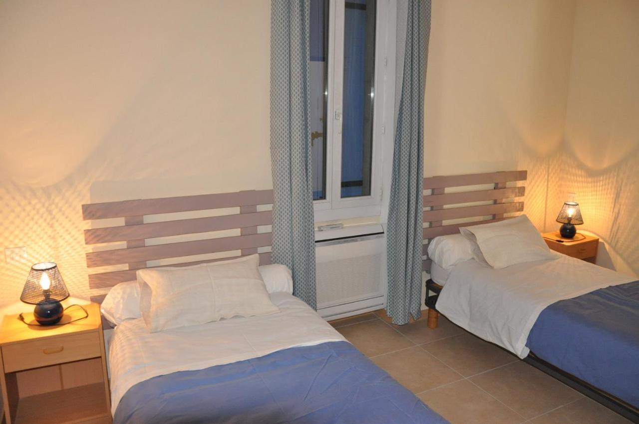 La Ferme De Tonton Jules 2 Hotel Entraigues-sur-la-Sorgue Exterior foto
