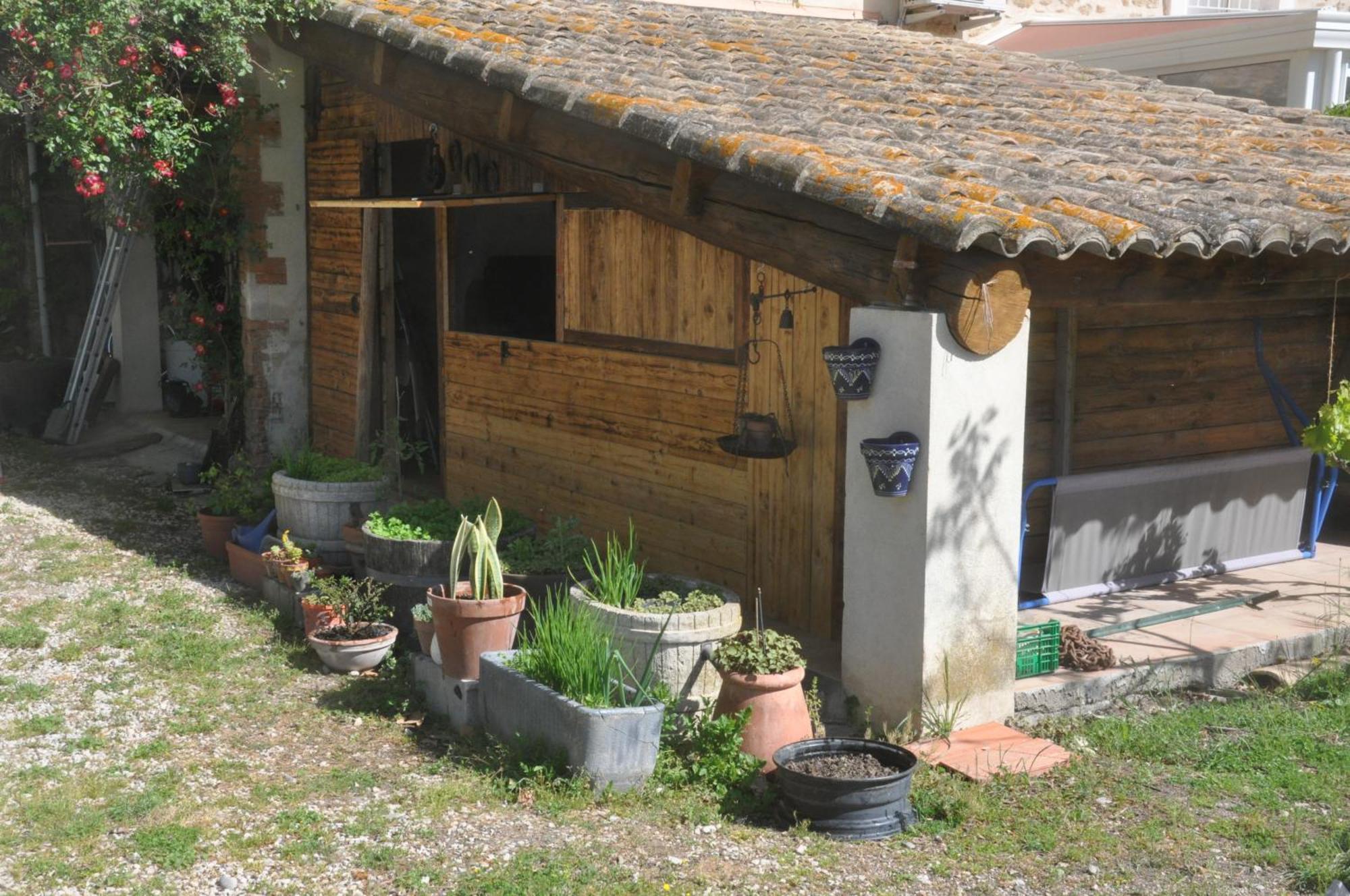La Ferme De Tonton Jules 2 Hotel Entraigues-sur-la-Sorgue Exterior foto